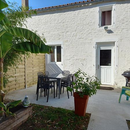 Contre Vents Et Marais Villa Vix  Rum bild